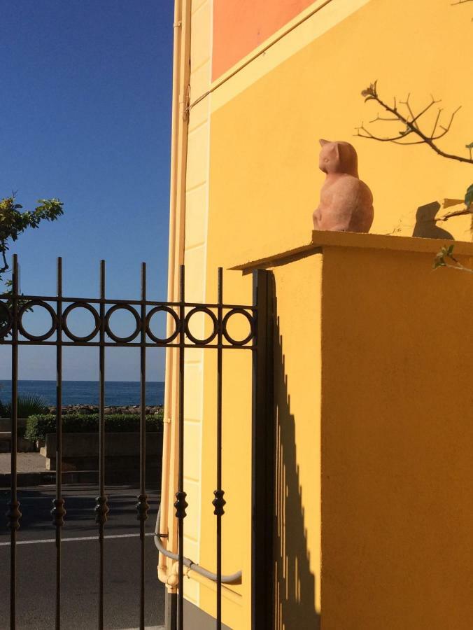 Apartamento Bistrot Del Mare Santo Stefano al Mare Exterior foto