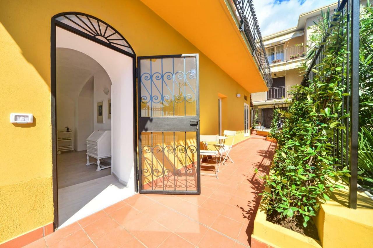 Apartamento Bistrot Del Mare Santo Stefano al Mare Exterior foto